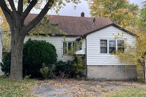 Photo of 814 Greenbay Avenue Calumet City IL 60409