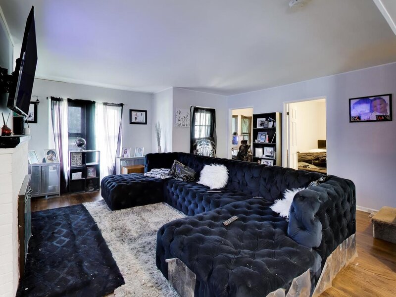 330 Park Avenue Cary IL 60013