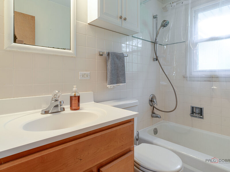 3615 Grandmore Avenue Gurnee IL 60031