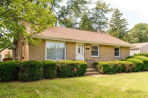 Photo of 3615 Grandmore Avenue Gurnee IL 60031