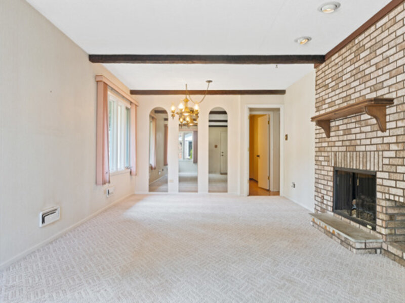 99 Indianwood Drive Thornton IL 60476