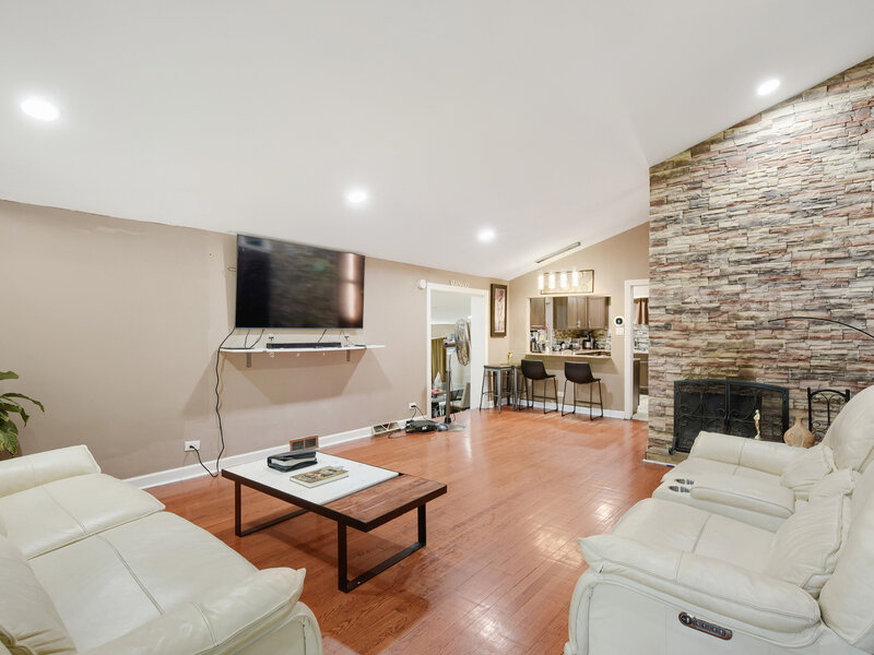 15318 Hastings Drive Dolton IL 60419