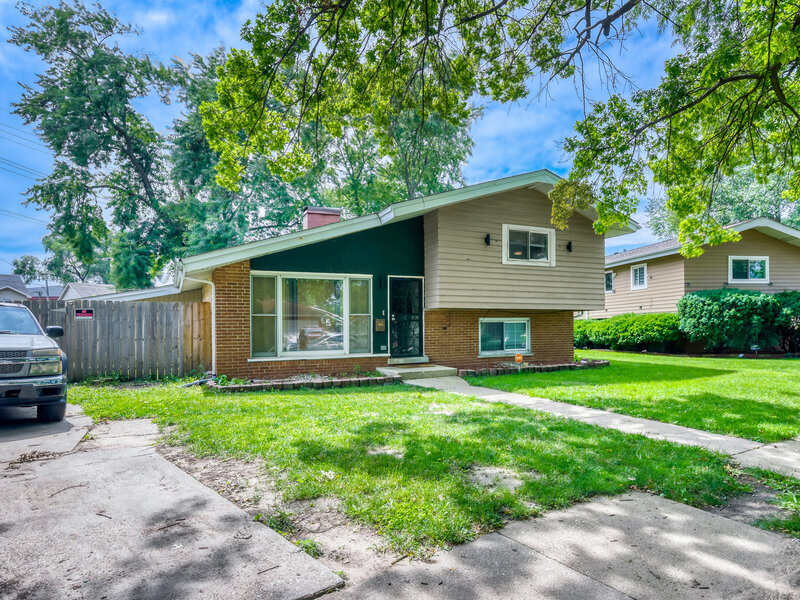 15318 Hastings Drive Dolton IL 60419