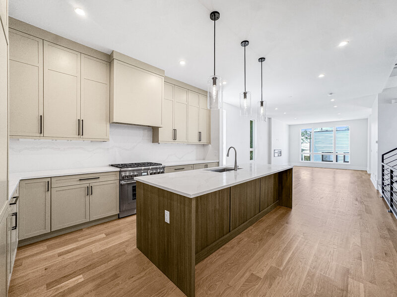 1728 N Sawyer Avenue Chicago IL 60647