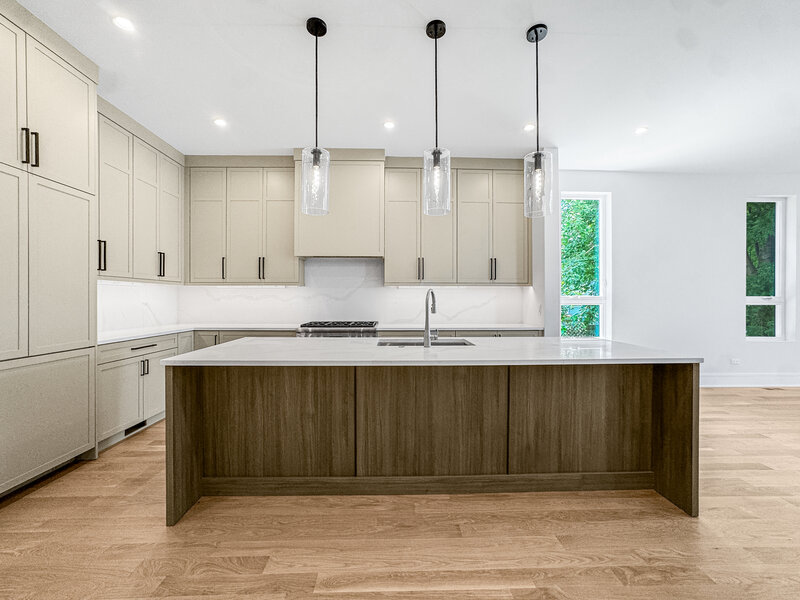 1728 N Sawyer Avenue Chicago IL 60647