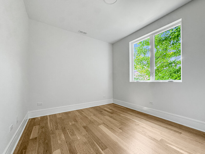 1728 N Sawyer Avenue Chicago IL 60647