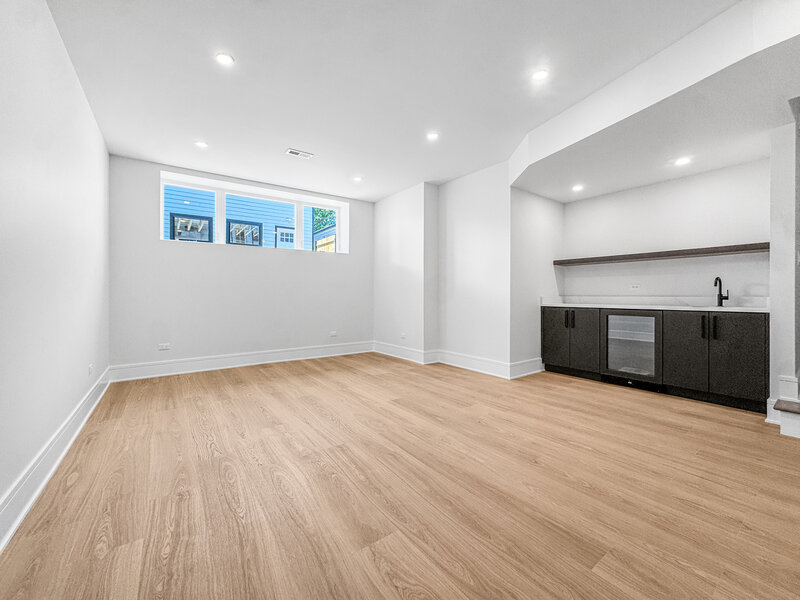 1728 N Sawyer Avenue Chicago IL 60647