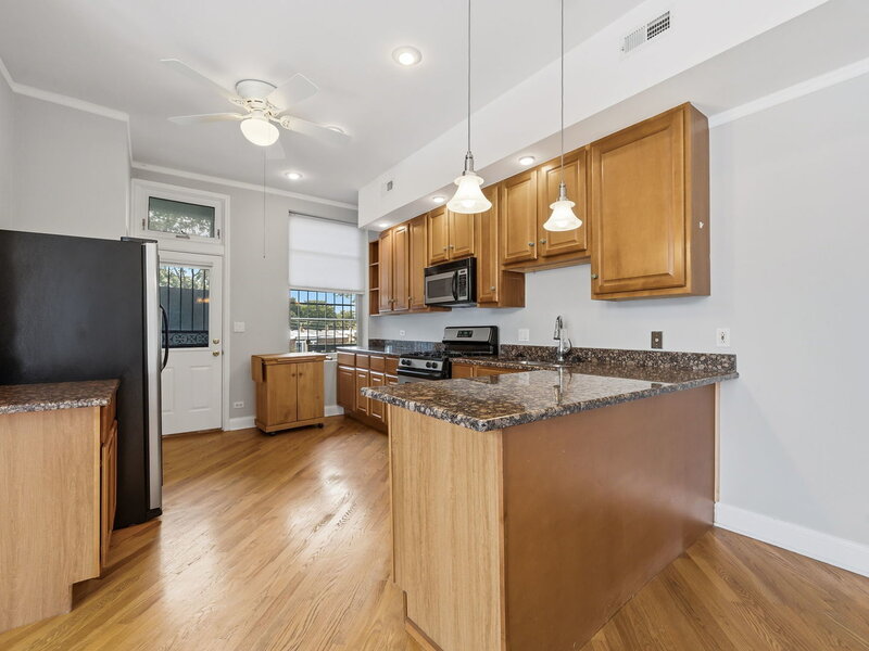 5412 S University Avenue Chicago IL 60615
