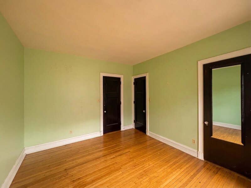 953 E Hyde Park Boulevard Chicago IL 60615