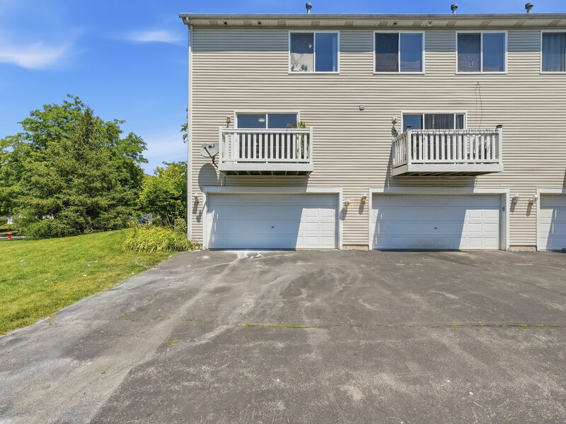 531 Meadow Lily Drive Joliet IL 60431