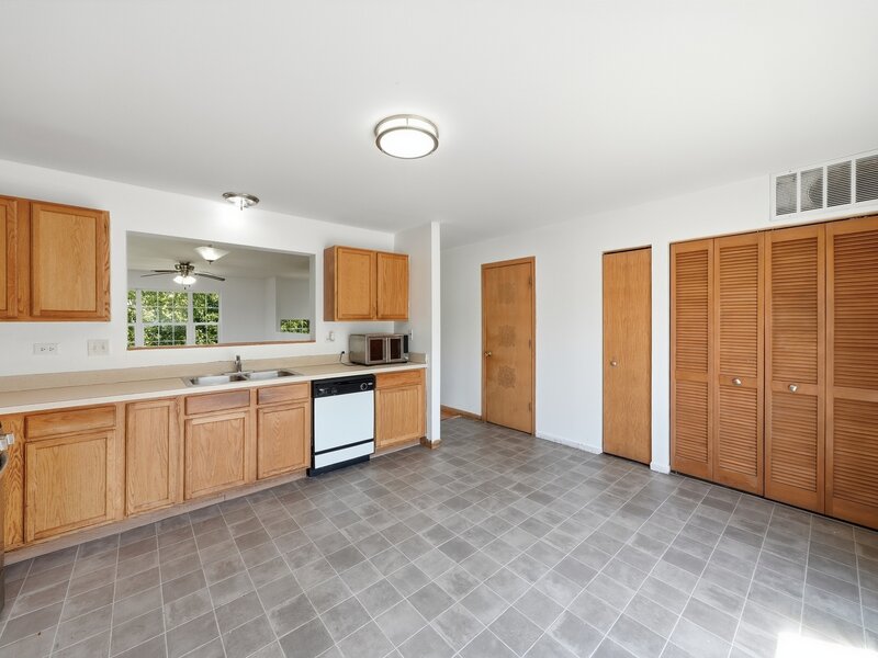 531 Meadow Lily Drive Joliet IL 60431