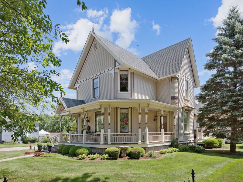 325 N State Street Marengo IL 60152