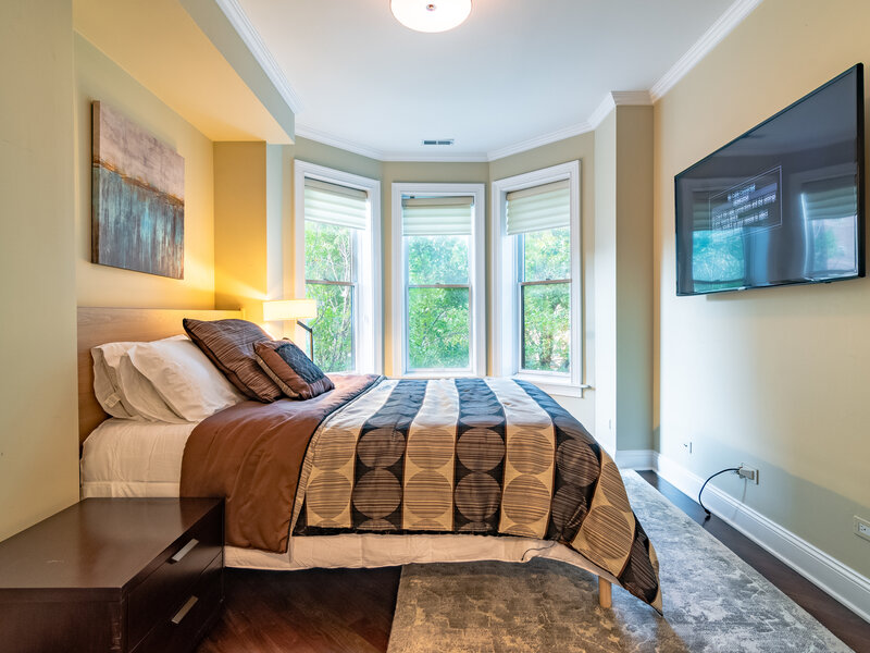 111 W Elm Street Chicago IL 60610