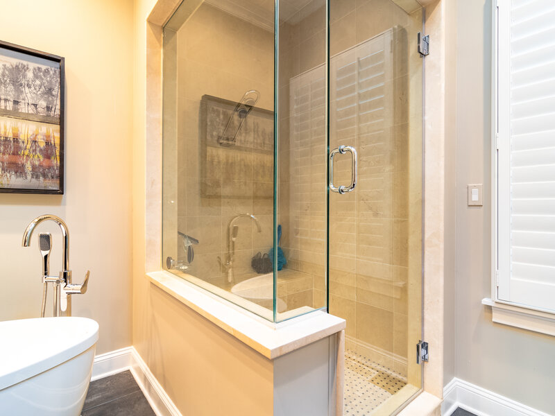 111 W Elm Street Chicago IL 60610
