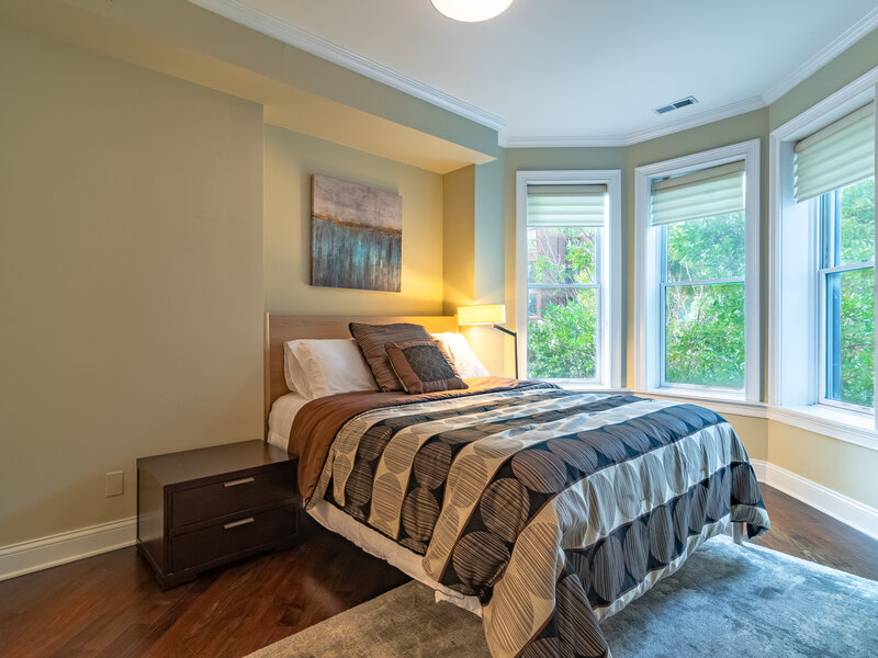 111 W Elm Street Chicago IL 60610