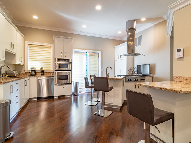 111 W Elm Street Chicago IL 60610