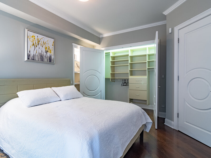 111 W Elm Street Chicago IL 60610