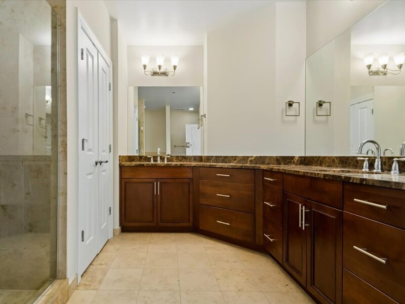 30 W Erie Street Chicago IL 60654