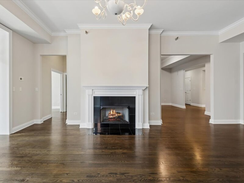 30 W Erie Street Chicago IL 60654