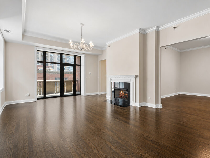 30 W Erie Street Chicago IL 60654