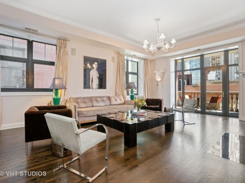 30 W Erie Street Chicago IL 60654