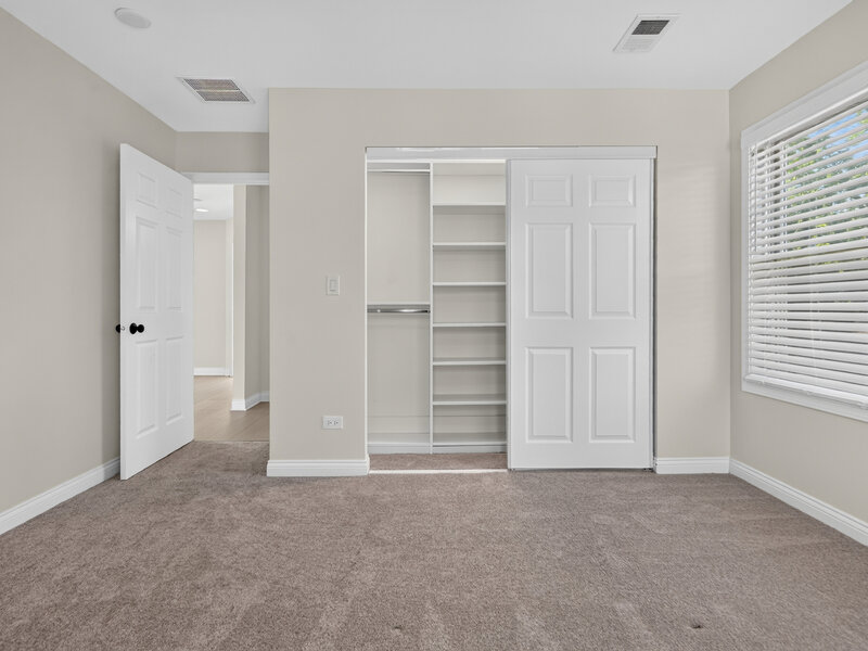 1645 Webster Lane Des Plaines IL 60018