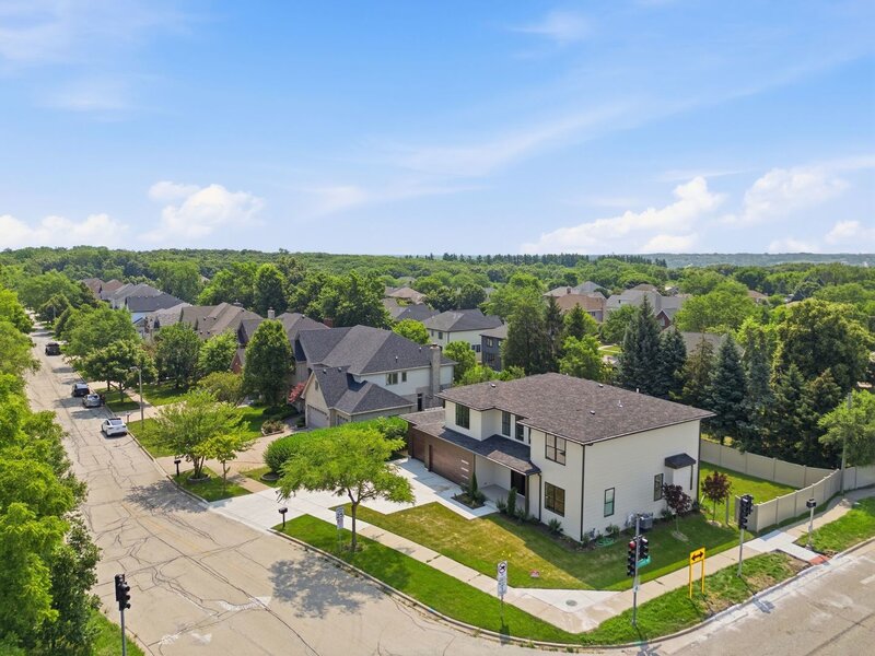 949 Internationale Parkway Woodridge IL 60517