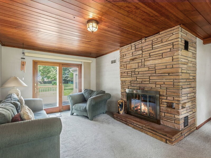 7062 Osage Road Long Grove IL 60060