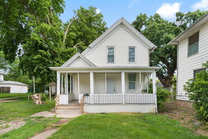 Photo of 712 E 15th Street Davenport IA 52803