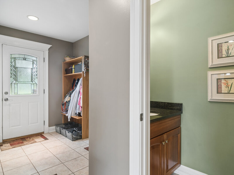 8 Rose Lane Hawthorn Woods IL 60047