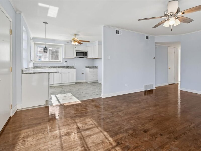 12538 S Justine Street Calumet Park IL 60827
