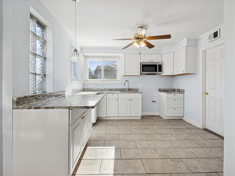 12538 S Justine Street Calumet Park IL 60827