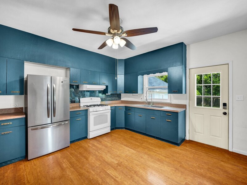 1108 S Clayton Street Bloomington IL 61701