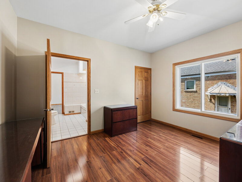 5310 S Mason Avenue Chicago IL 60638