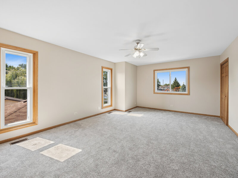 5310 S Mason Avenue Chicago IL 60638