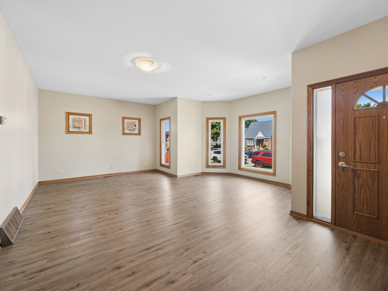 5310 S Mason Avenue Chicago IL 60638