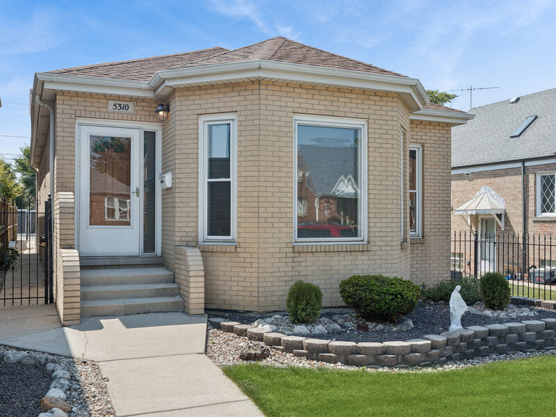 5310 S Mason Avenue Chicago IL 60638