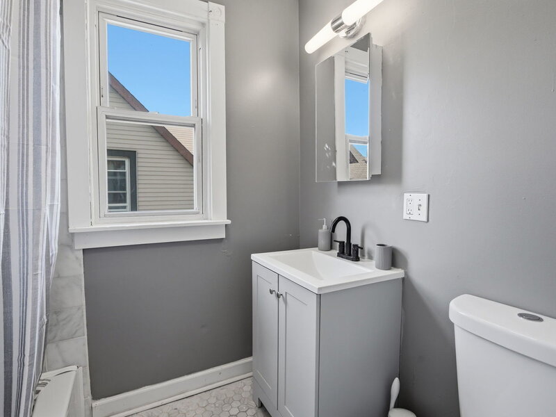 4440 N Kasson Avenue Chicago IL 60630