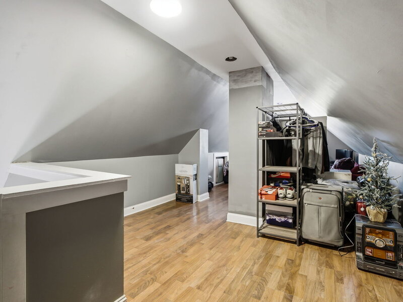 4440 N Kasson Avenue Chicago IL 60630