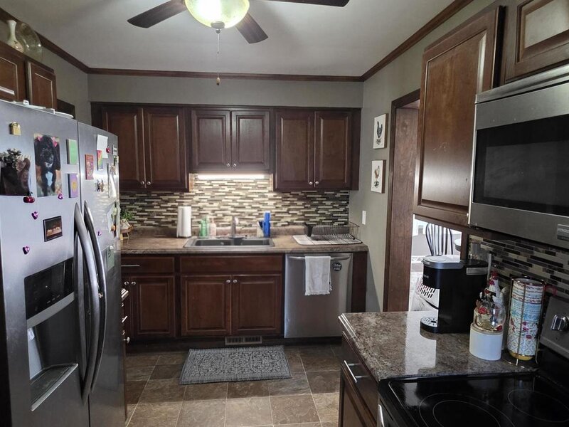 819 Park Place Clinton IA 52732