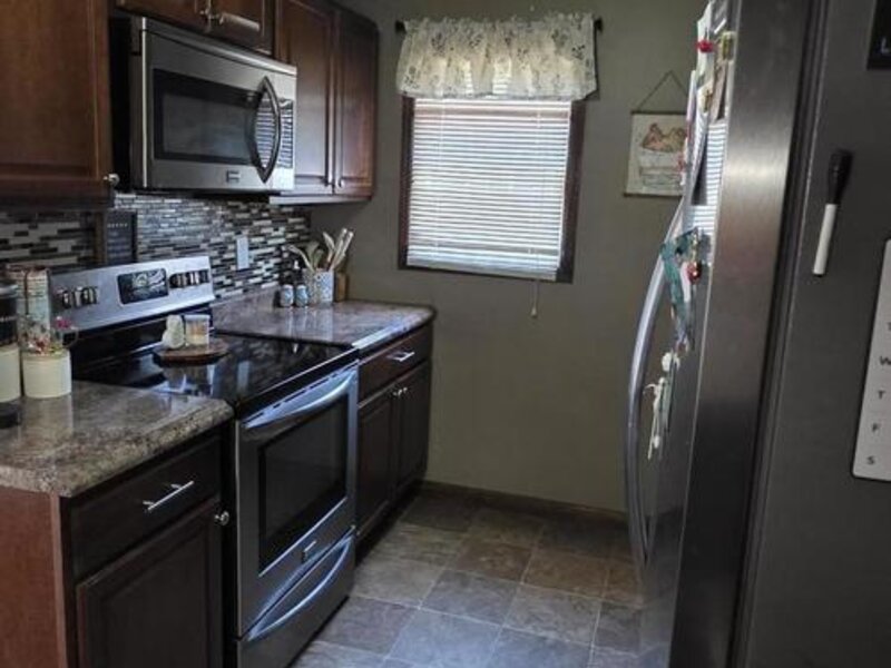 819 Park Place Clinton IA 52732