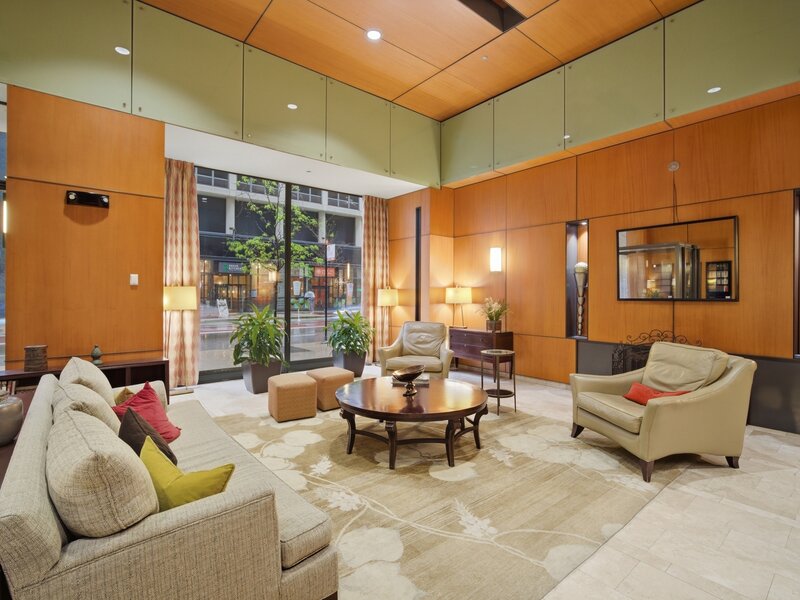 208 W Washington Street Chicago IL 60606
