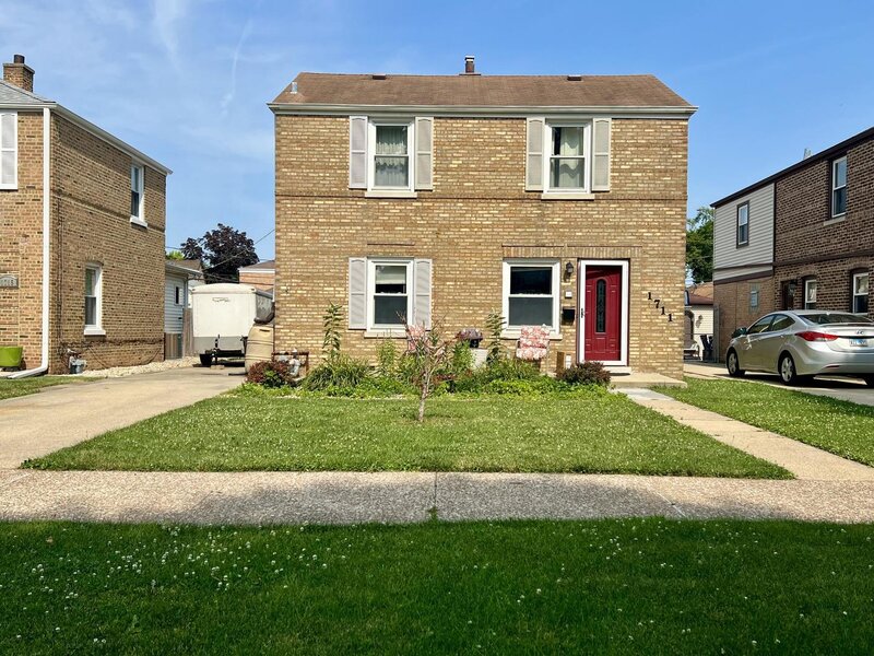 1711 N 73rd Ct Court Elmwood Park IL 60707