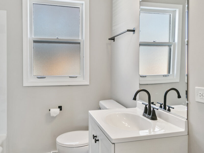 752 E 164th Street South Holland IL 60473