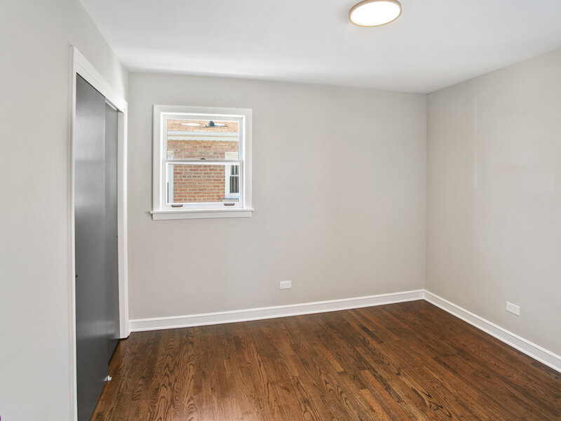 752 E 164th Street South Holland IL 60473