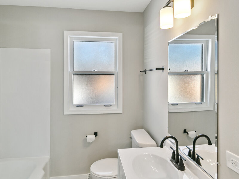 752 E 164th Street South Holland IL 60473