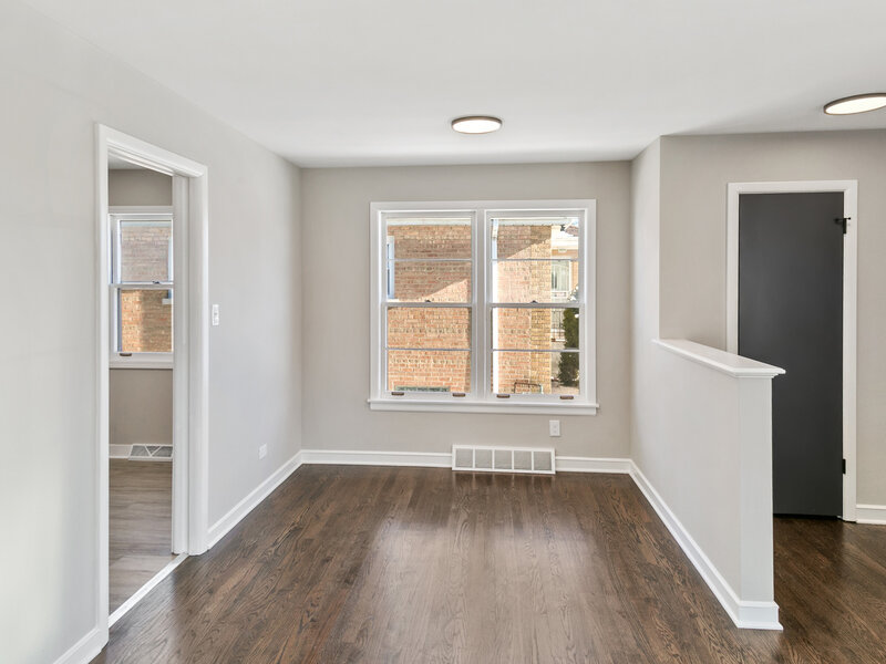 752 E 164th Street South Holland IL 60473