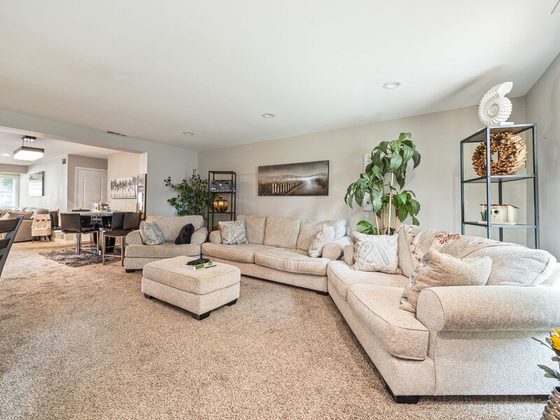 16231 Clifton Park Avenue Markham IL 60428