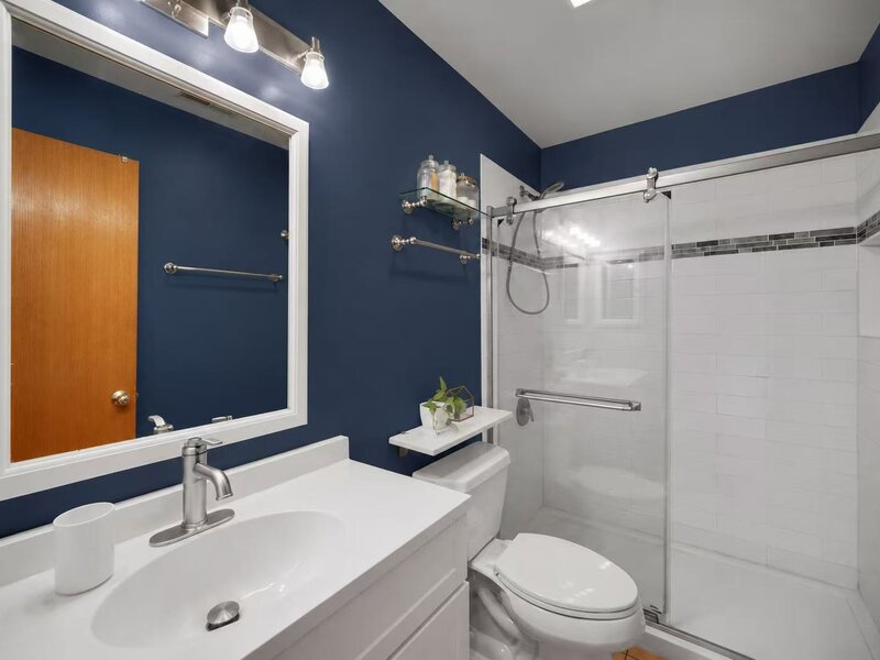 1009 E 61st Street Chicago IL 60637