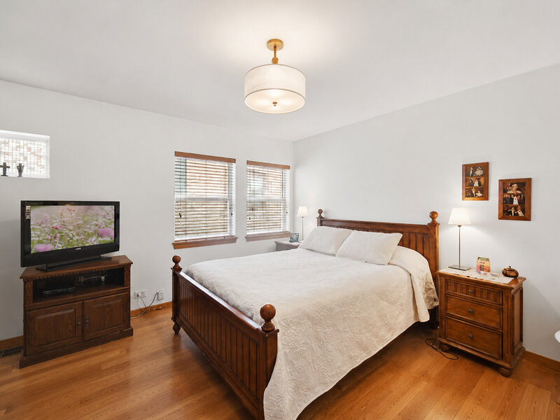 1009 E 61st Street Chicago IL 60637